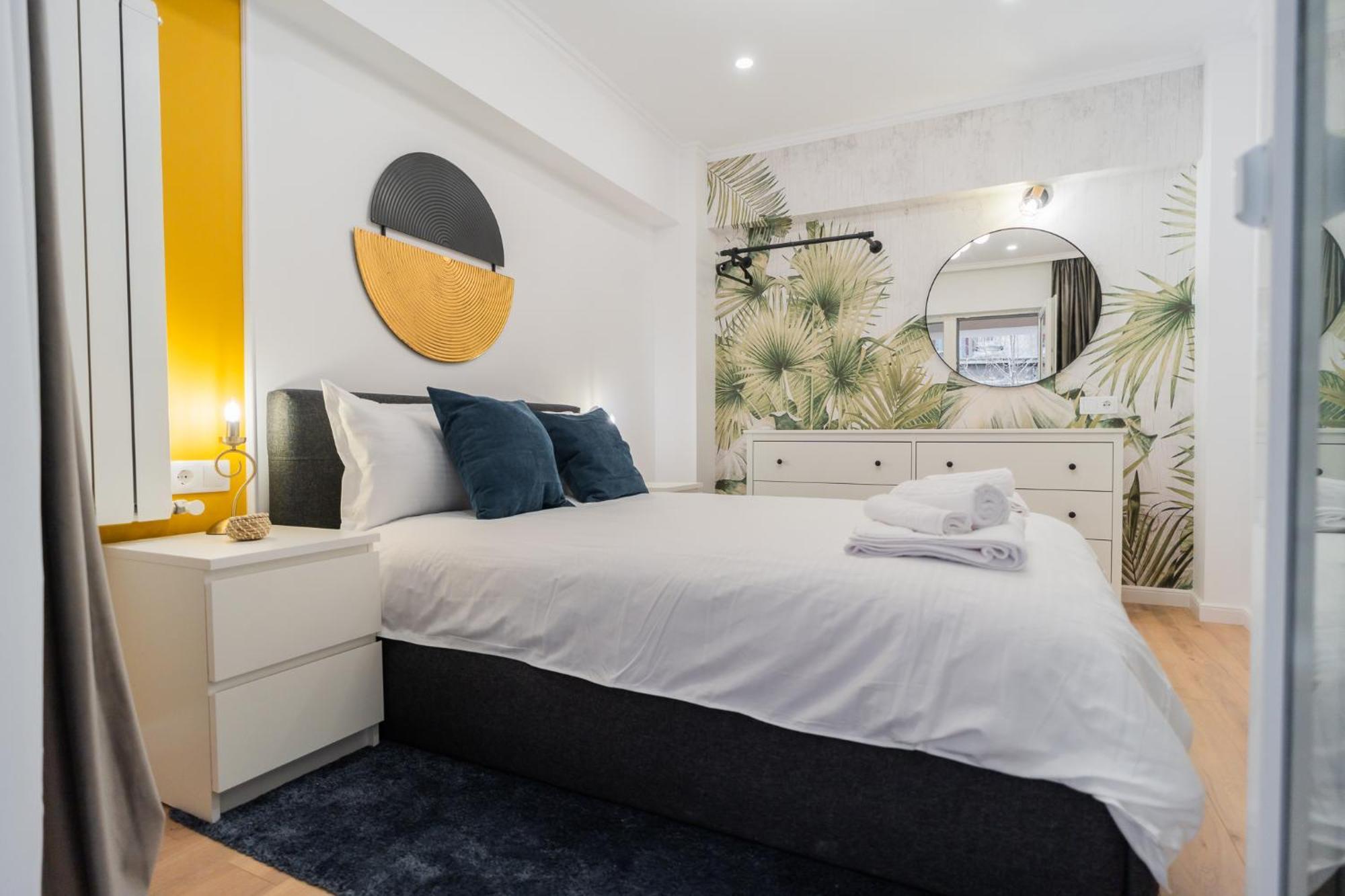 Urban Pearl - Old Town - Unique 4br/3ba דירה *